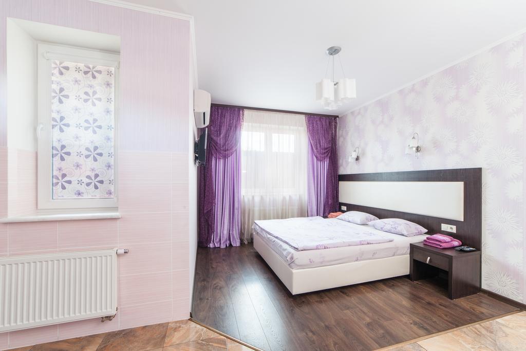 Home Comfort Livoberezhna Iec Kiev Kyiv Exterior foto