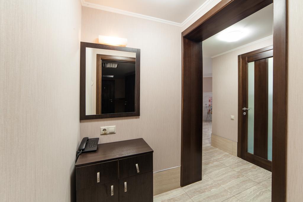 Home Comfort Livoberezhna Iec Kiev Kyiv Exterior foto